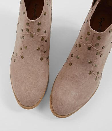 Qupid Morrison Ankle Boot misc detail 3 view