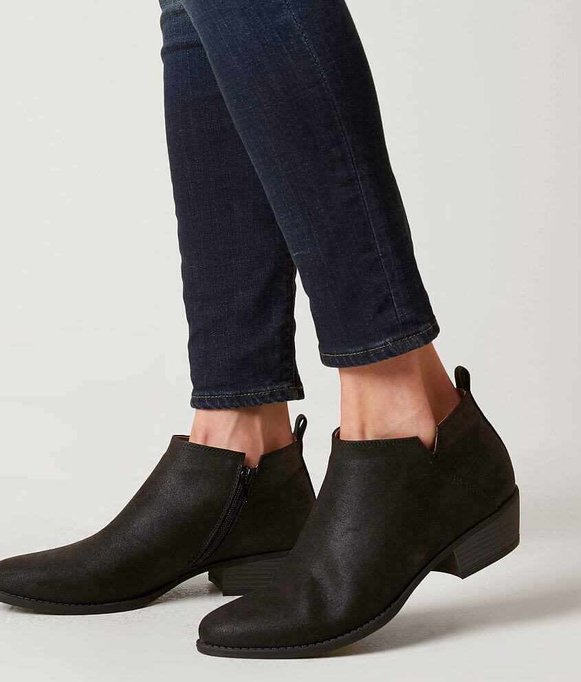 Solely Black by BKE Ankle Boot front view
