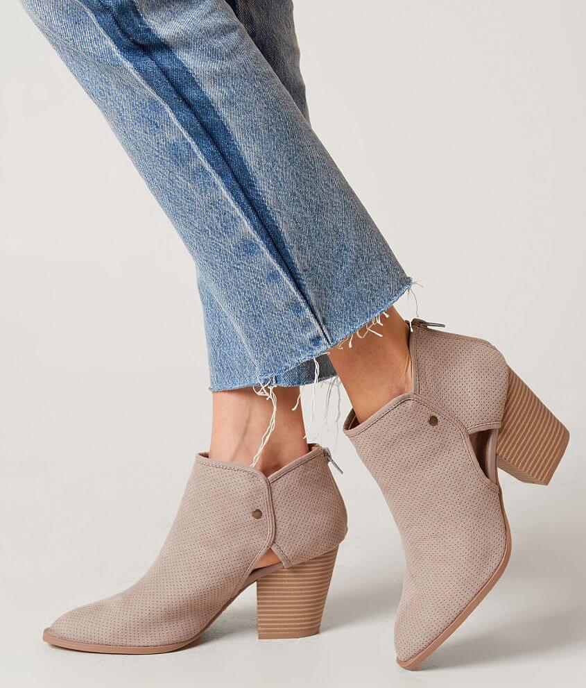 Qupid Prenton Ankle Boot front view