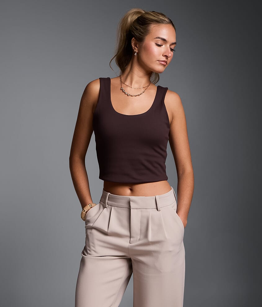 Shaping & Smoothing Cropped Tank Top