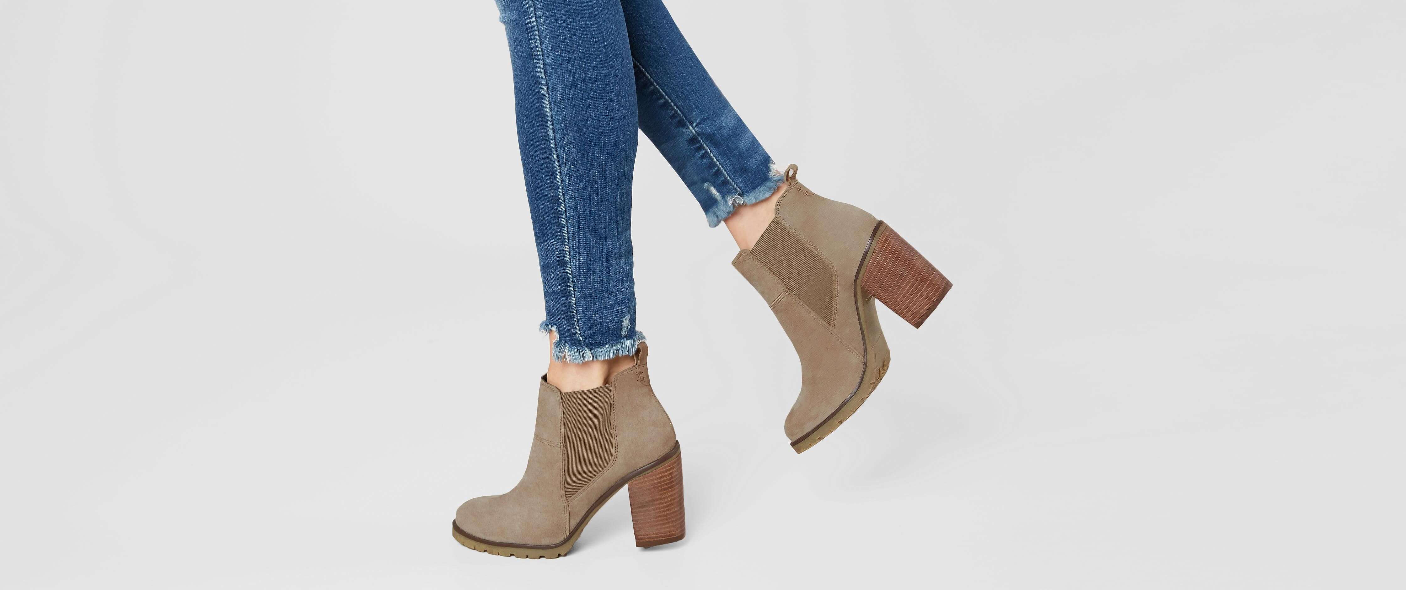 crevo chelsea boots womens