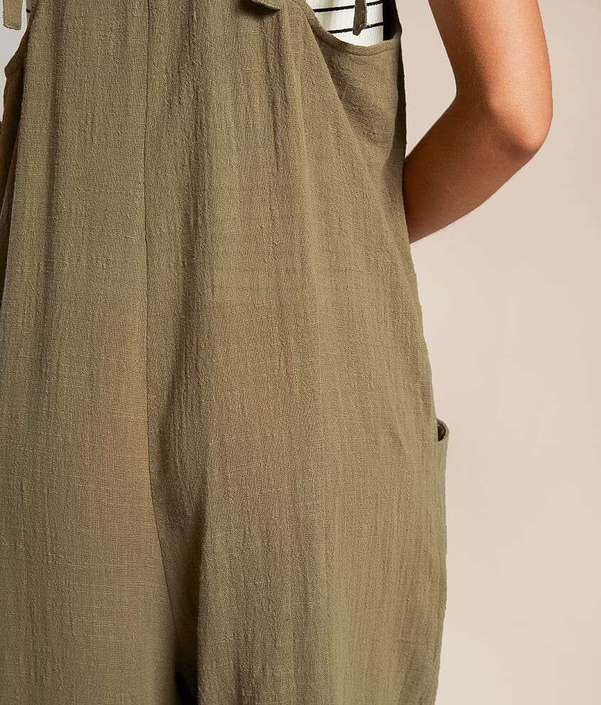 Pleated Wide Leg Jumpsuit