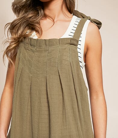 En Creme Pleated Wide Leg Jumpsuit MISC_DETAIL_1