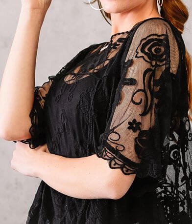 En Creme Floral Sheer Lace Top misc detail 1 view