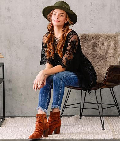 En Creme Floral Sheer Lace Top misc detail 2 view