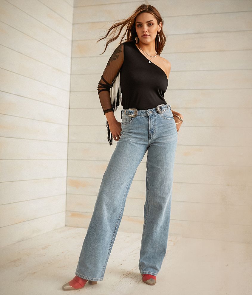 Ultra High Rise Wide Leg Jean