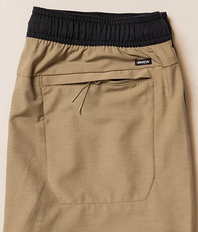 Yogger Hybrid Stretch Short thumbnail 5