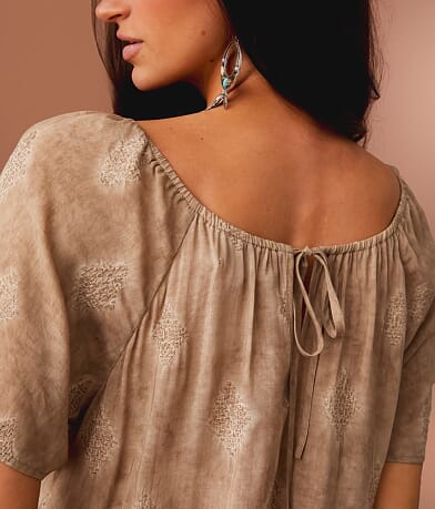 Sterling &amp; Stitch Embroidered Hanky Top misc detail 1 view