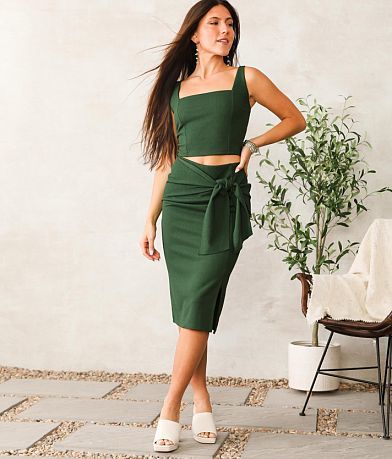 Willow &amp; Root Square Neck Cropped Tank Top MISC_DETAIL_2