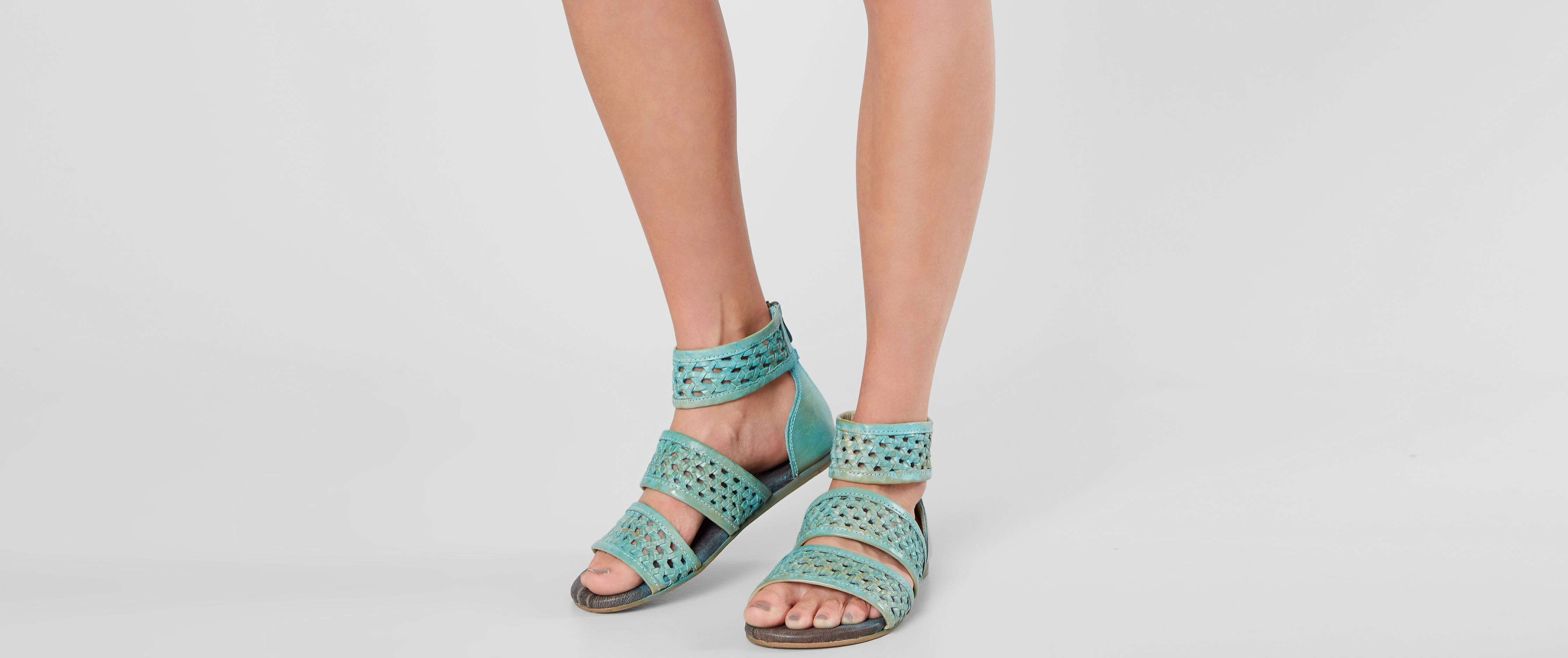 roan sandals buckle