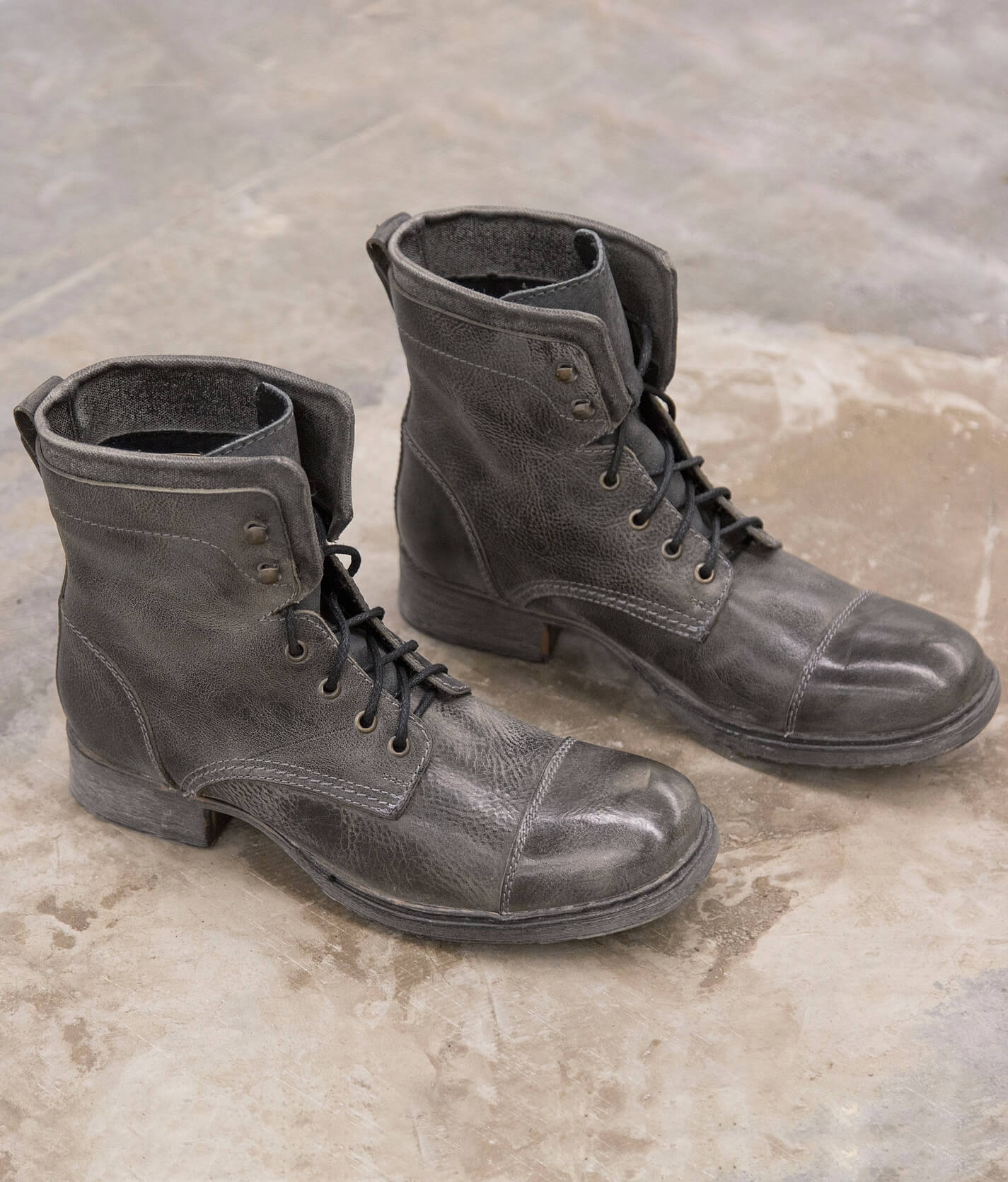 bed stu black boots