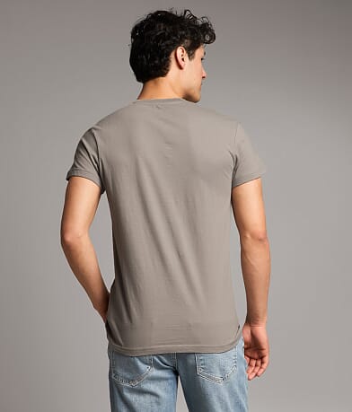 Basic T-Shirt thumbnail 2