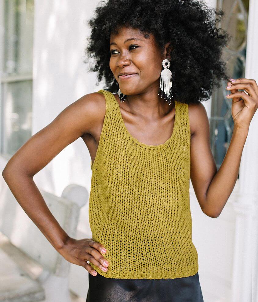 Yellow store buckle top