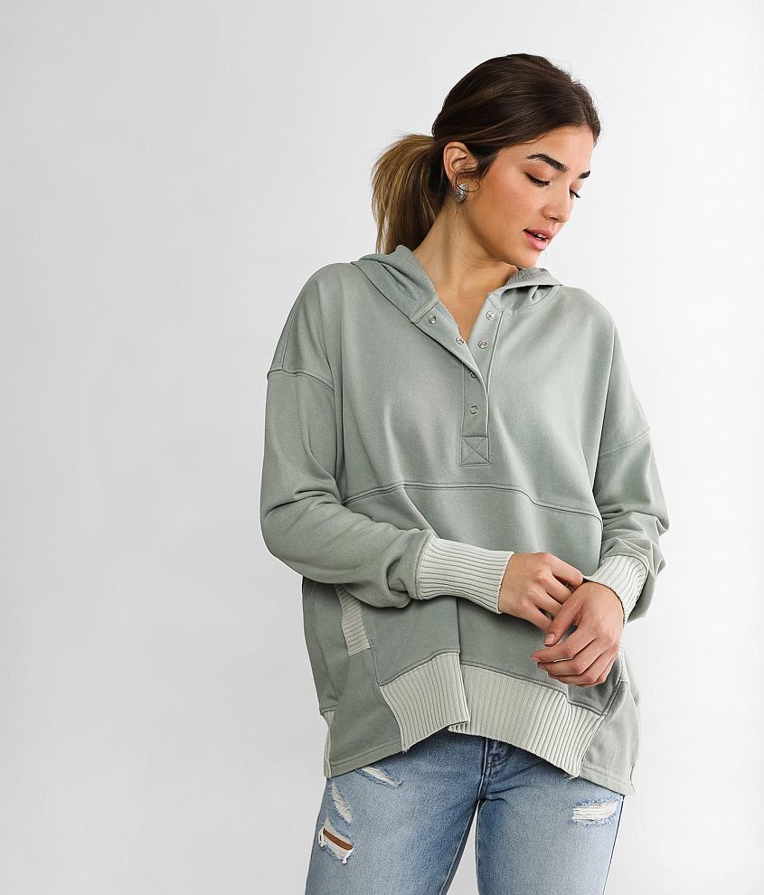 BKE Washed Quarter Snap Hoodie Women s Sweatshirts in Sage Buckle