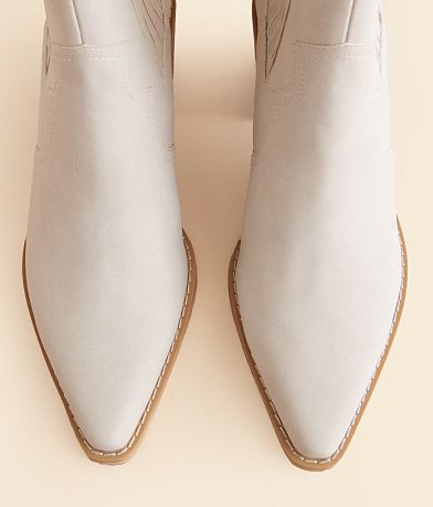 Oasis Society Addison Ankle Boot MISC_DETAIL_3