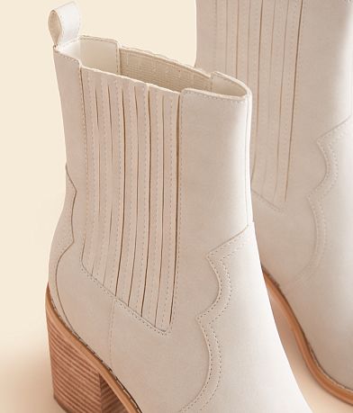 Oasis Society Addison Ankle Boot MISC_DETAIL_4