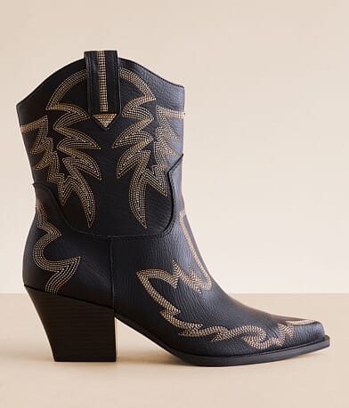 Oasis Society Nantes Western Ankle Boot front view