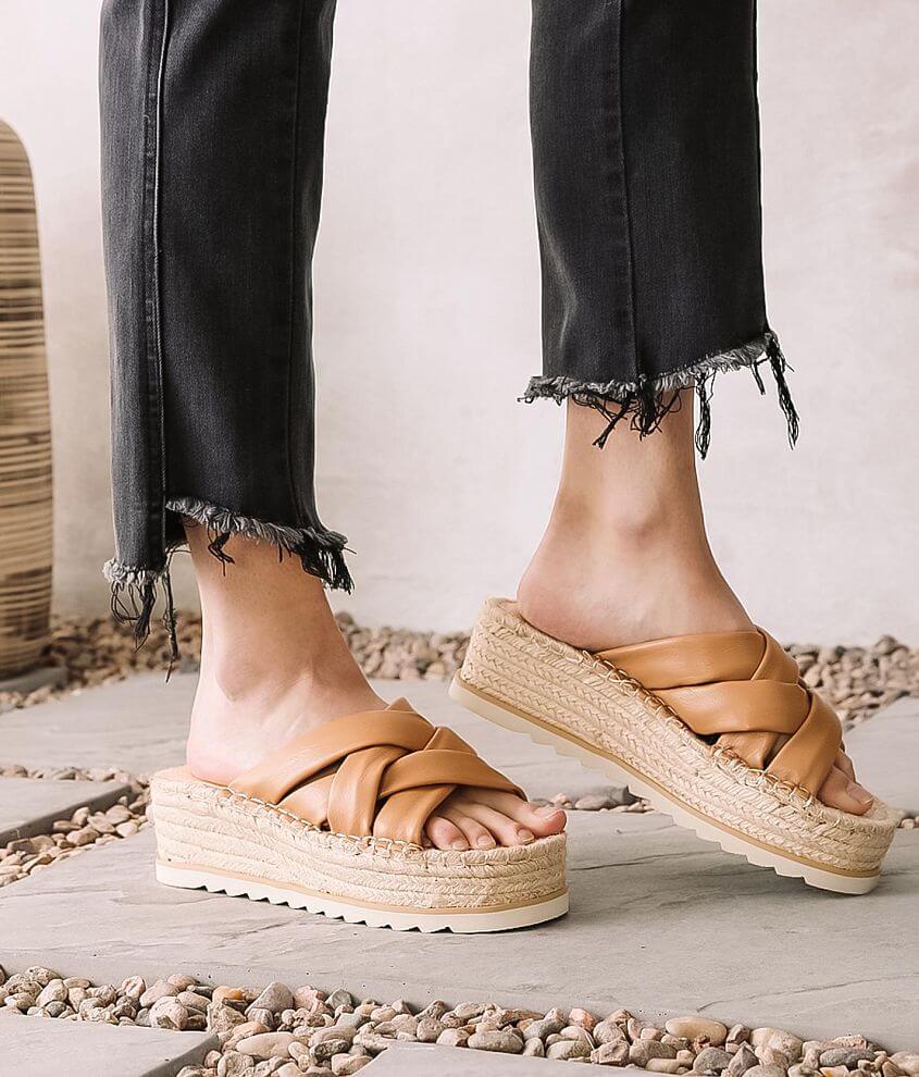 Oasis Society Rebel Espadrille Puffer Sandal front view