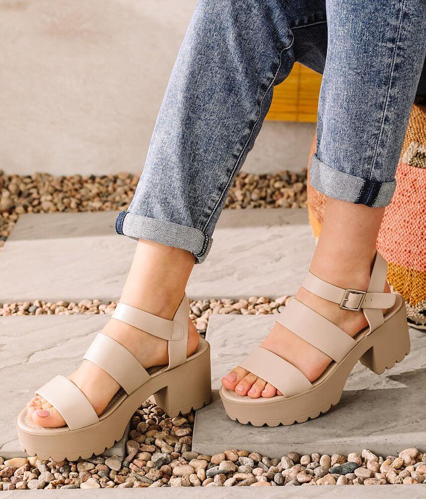 Chunky heel buckle strap sandals