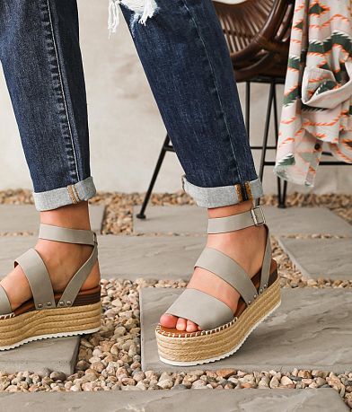 Soda store platform wedges