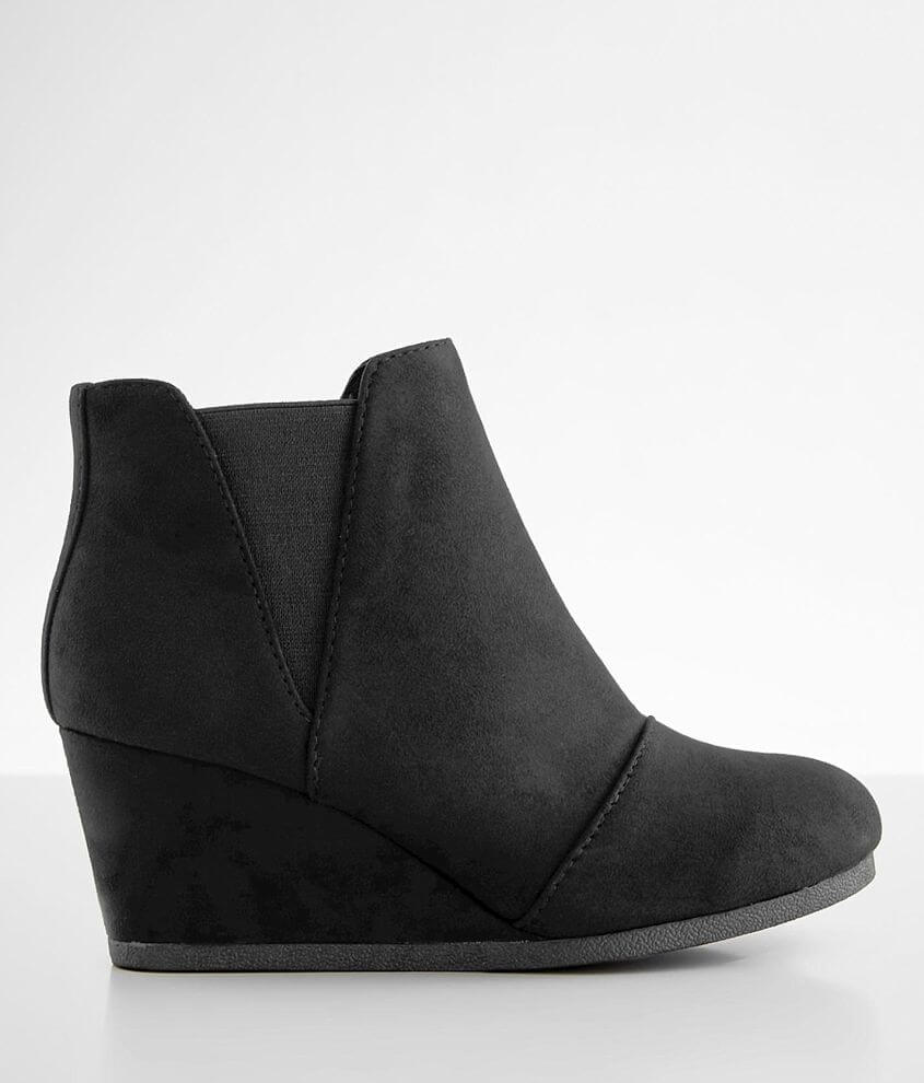 Soda wedge hot sale booties