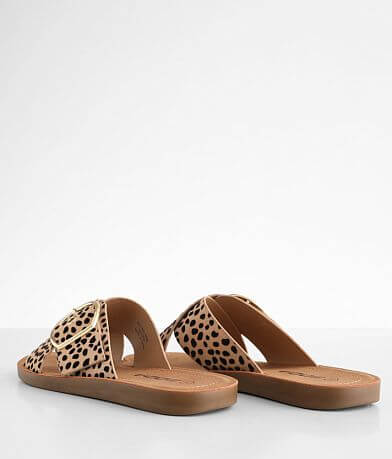 Soda Graphic Cheetah Sandal MISC_DETAIL_2
