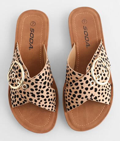 Soda Graphic Cheetah Sandal MISC_DETAIL_3