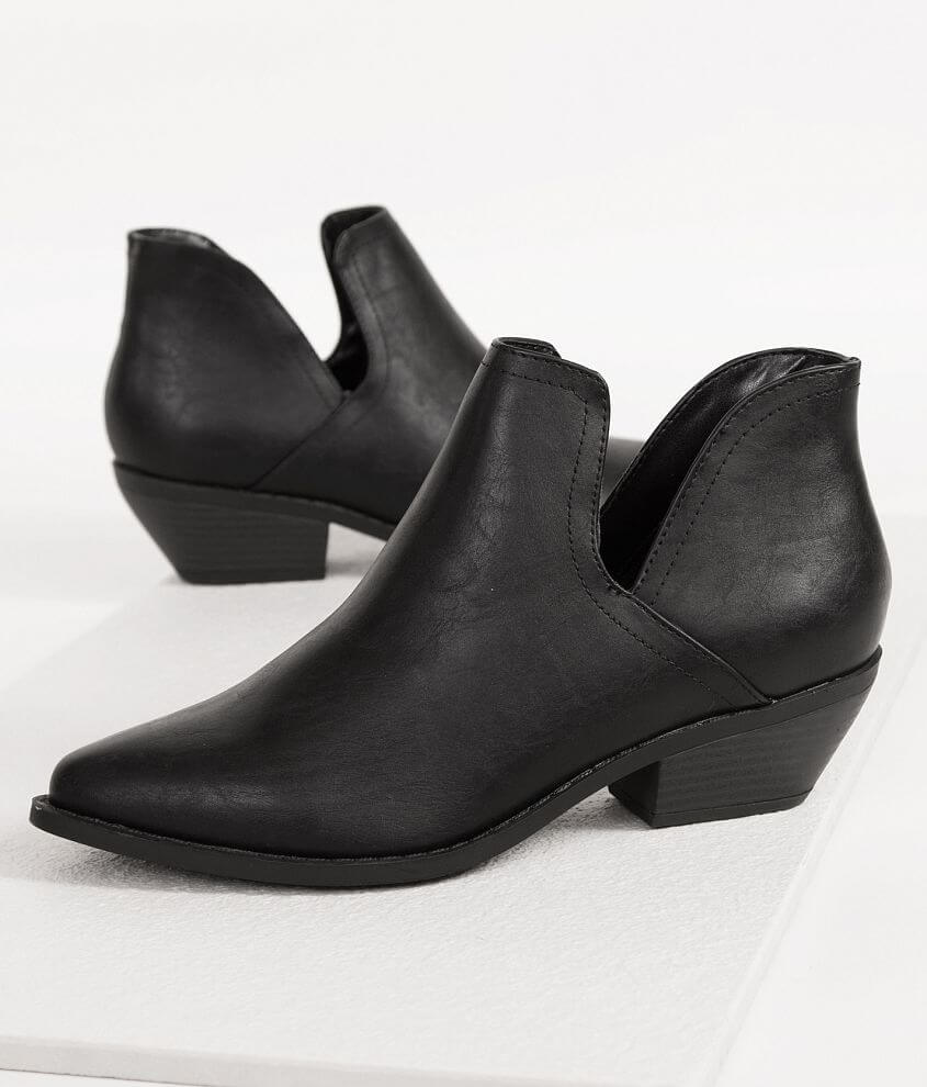 Soda Inbox Shoe front view