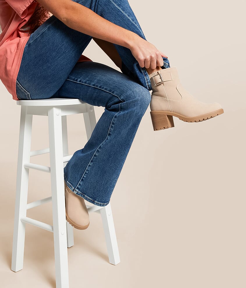 Pillow Chelsea Ankle Boot - thumbnail 6