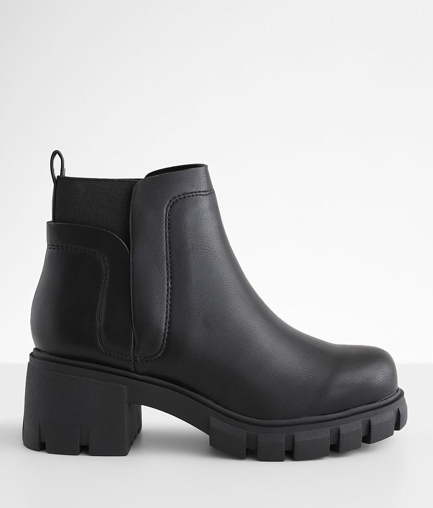 Soda Ritah Lug Chelsea Boot - Women's Shoes in Black | Buckle