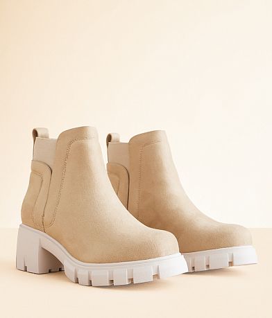 Soda Ritah Lug Chelsea Ankle Boot misc detail 1 view
