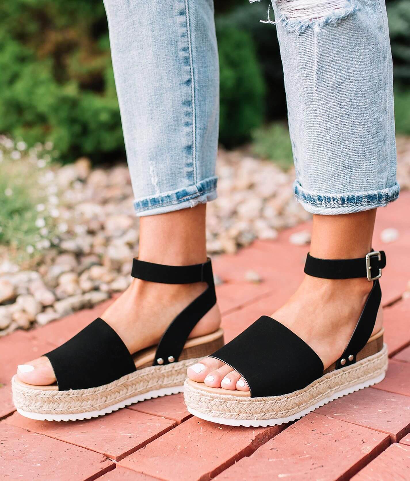 Suede hot sale flatform sandals