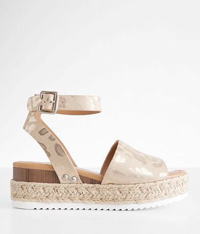 Soda Topics Espadrille Flatform Sandal front view