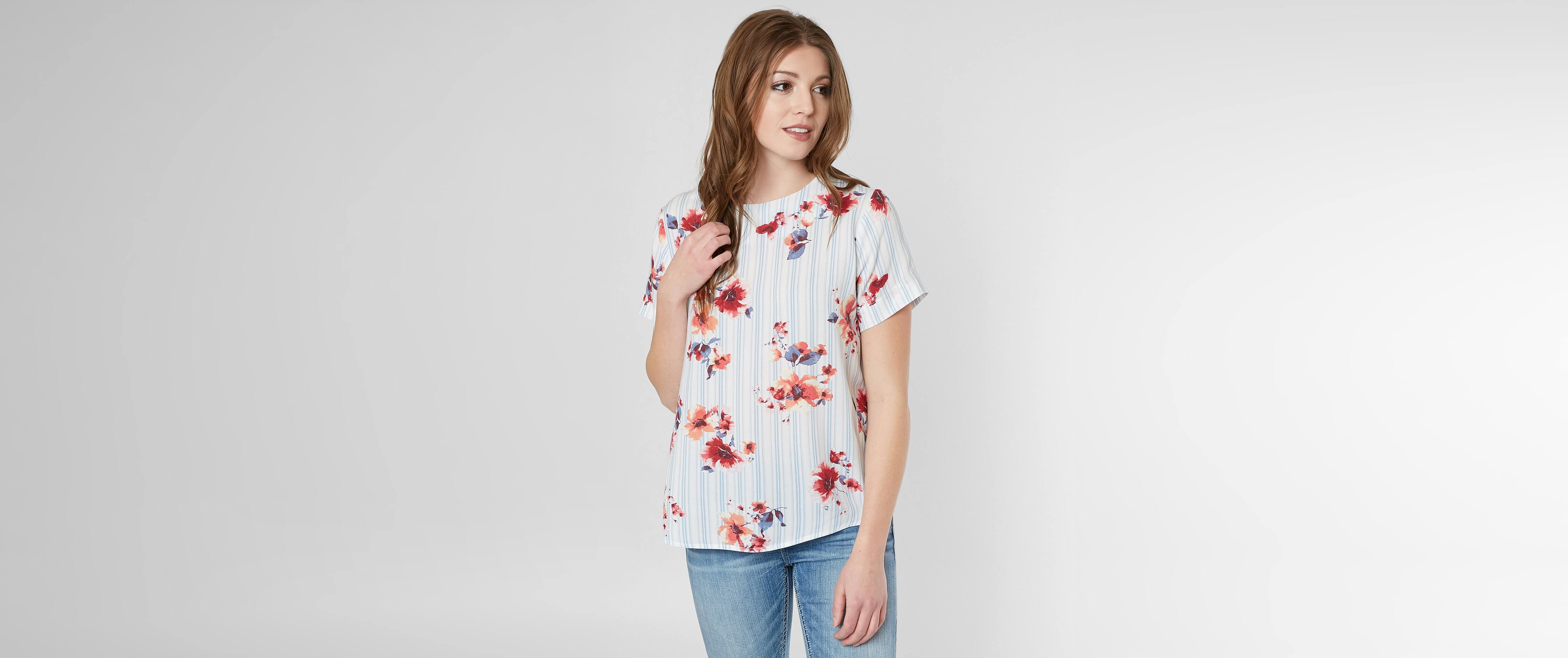 Image of red by BKE Floral Print Top