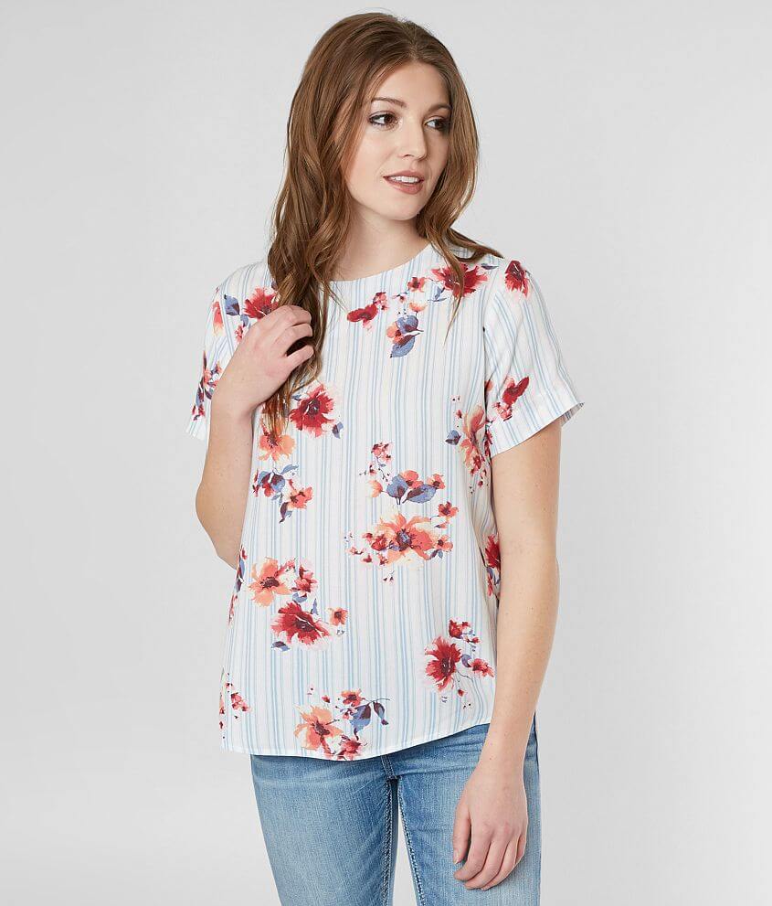 red by BKE Floral Print Top front view