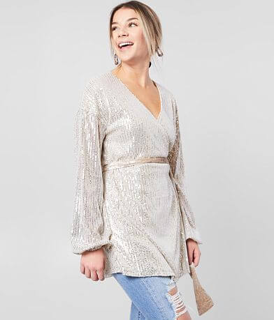 Gimmicks Sequin Tunic Wrap Top full right side view