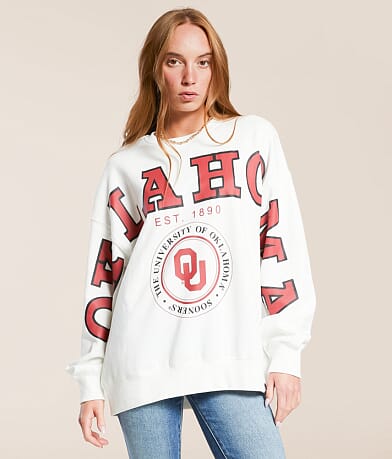 Gameday SOCIAL® Oklahoma Sooners® Pullover front view