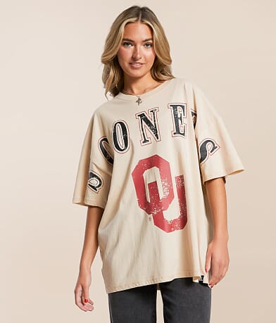 Gameday SOCIAL® Oklahoma Sooners® T-Shirt front view