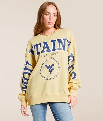 Gameday SOCIAL® WV® Mountaineers® Pullover front view
