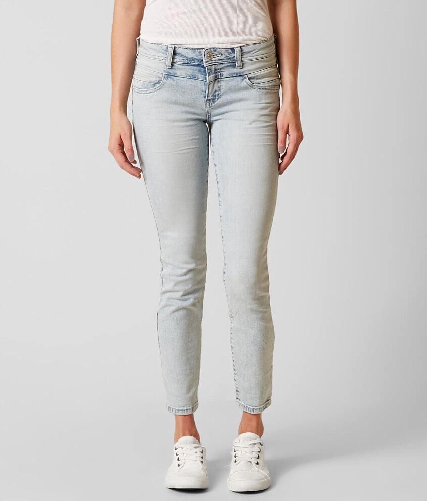 Guess Skinny Stretch Jean front view