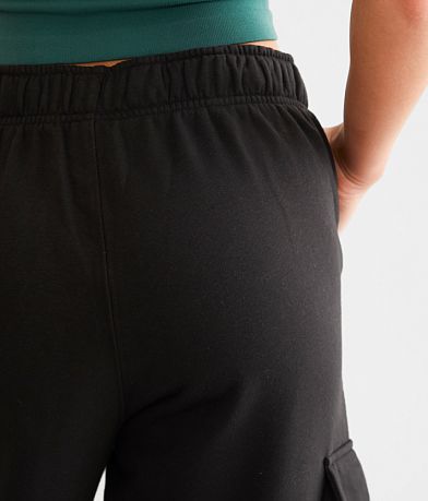 Champion&#174; Classic Cargo Sweatpant back pocket view