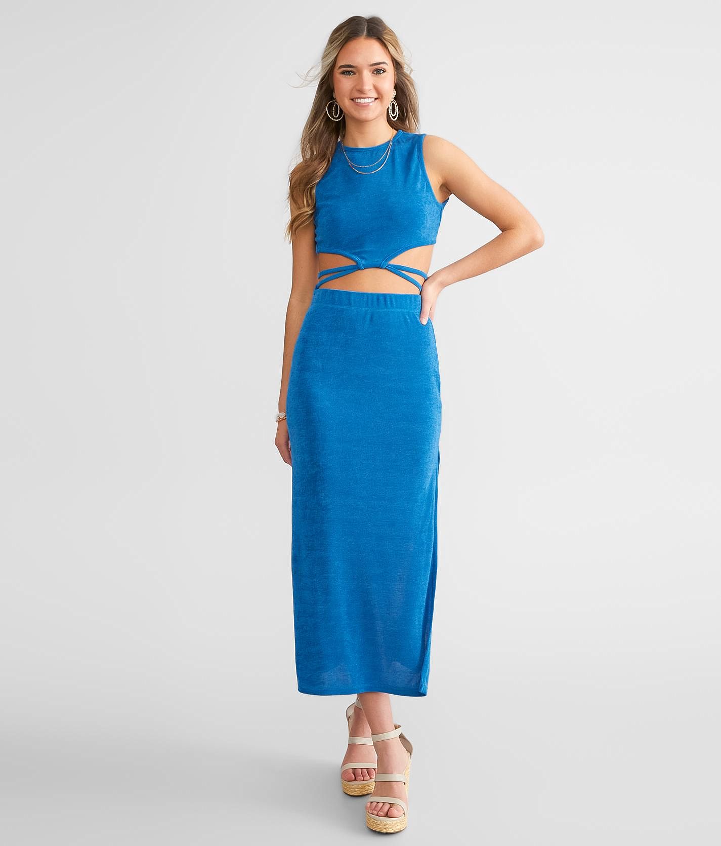 b SYDNEY High Neck Cut-Out Maxi Dress