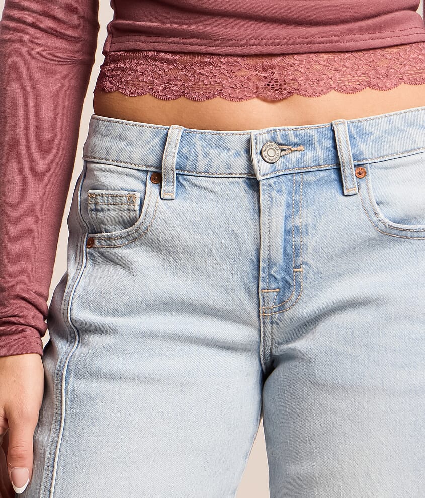 Blake Mid-Rise Barrel Jean - thumbnail 6