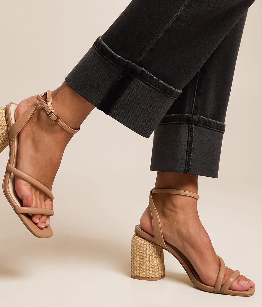 Sloane Cuffed Classic Straight Stretch Jean