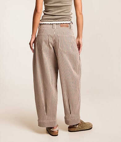Sloane Striped Balloon Stretch Jean thumbnail 4