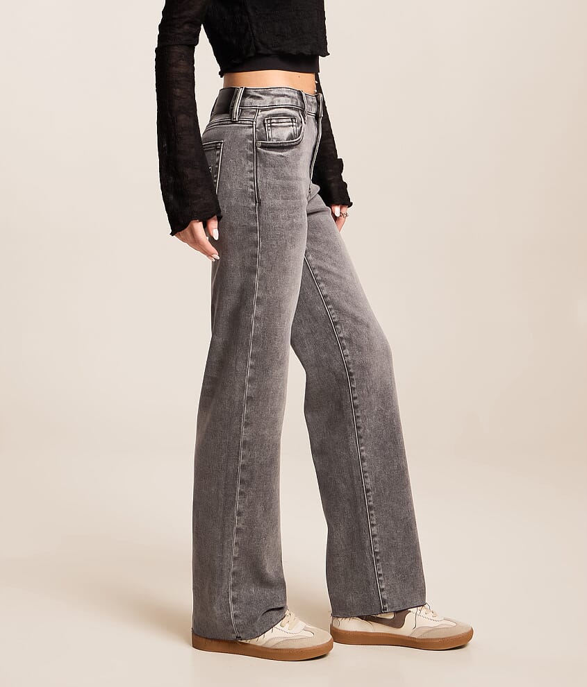 Ella Straight Stretch Jean