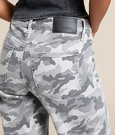 HIDDEN Blake Dad Camo Stretch Jean back pocket view