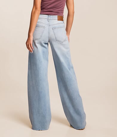 Sloane Ultra Wide Leg Stretch Jean thumbnail 4