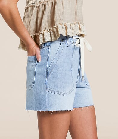 HIDDEN Finn Short full right side view