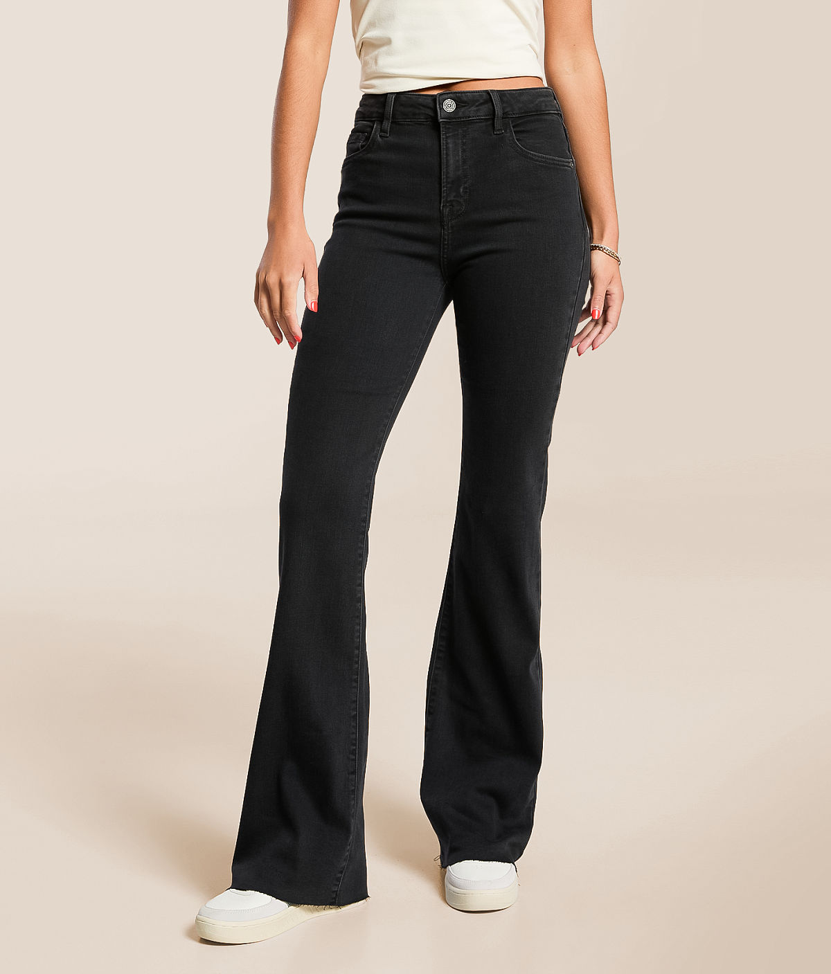HIDDEN Happi Flare Stretch Jean — Black by Buckle